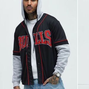 Ultra Game NBA Chicago Bulls Button Up Long Sleeve Hoodie Shirt #U